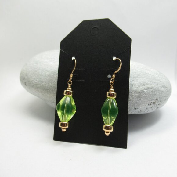 Uranium glass bead earrings on 14k gold filled - Picture 10 of 10